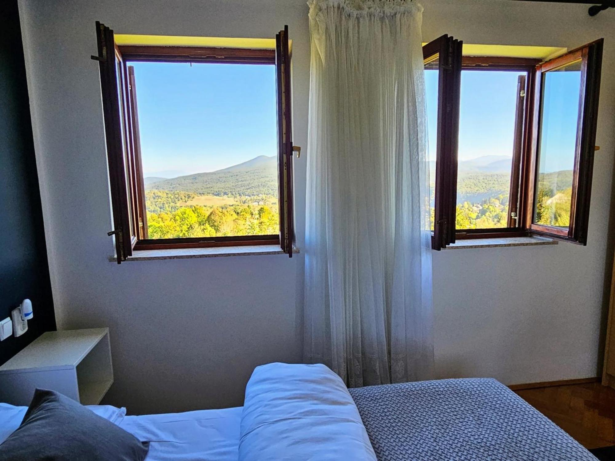 Villa Cozy House Zivko With Balcony Plitvička Jezera Exterior foto